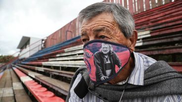 Se descubrió la estatua del Trinche en el Gabino Sosa este miércoles al mediodía.
