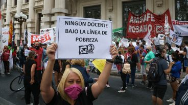 En Rosario se impuso el rechazo a la oferta y esa tendencia triunfó a nivel provincial.