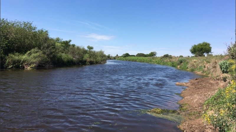 El arroyo Ludueña es la cuenca hidrográfica más grande de Rosario.  
