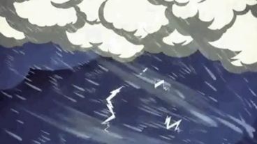 Un tormentón hace luces sobre la ciudad en este amanecer.