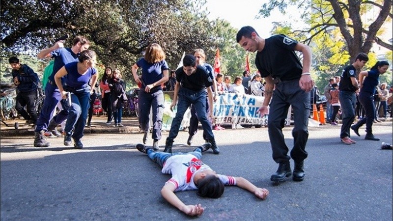 Una representación teatral del homicidio de Herrera. 