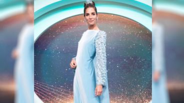 El diseño de Gino Bogani que vistió Juana Viale en el regreso de La noche de Mirtha.