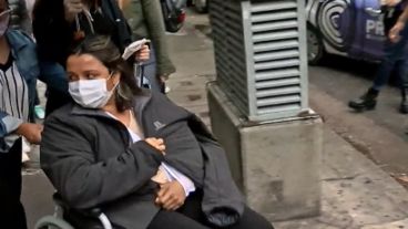 Cintia dejó ayer el sanatorio donde estaba internada.