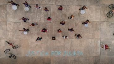 Captura del video de la canción "Florecerás en cumbias".