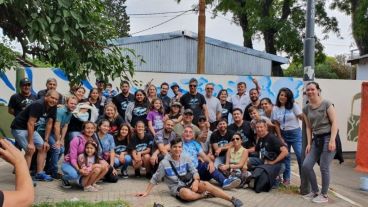 Hijos e hijas de ex combatientes de Malvinas en una foto de archivo.