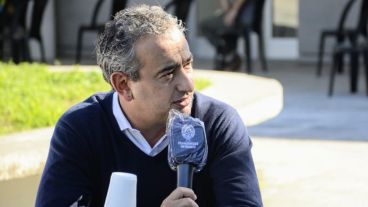 Javkin: “Hay que hacer las cosas al aire libre, ventilar, ventilar, ventilar”.