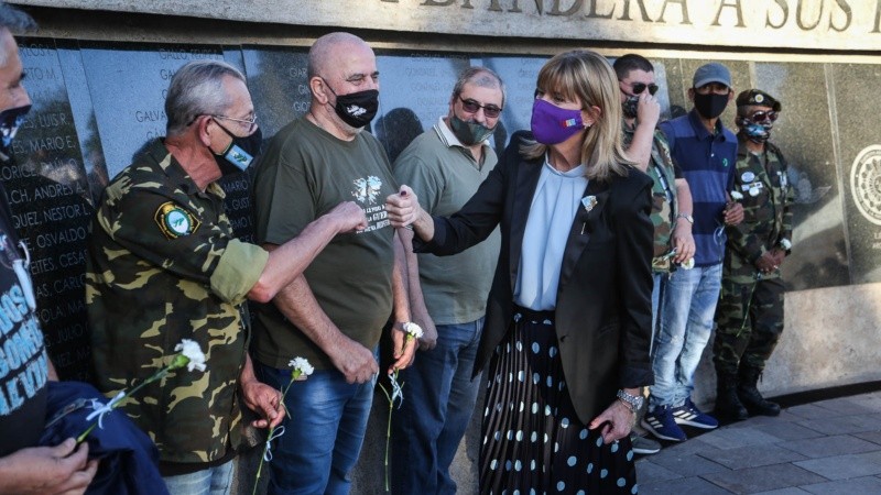 El acto por el Día del Veterano y de los Caídos en Malvinas este viernes por la tarde en el Parque Nacional a la Bandera. 