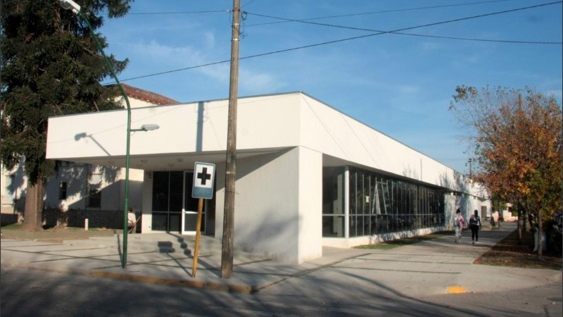 La mujer no contaba con antecedente de viaje ni contacto estrecho con viajeros.