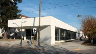 La mujer no contaba con antecedente de viaje ni contacto estrecho con viajeros.