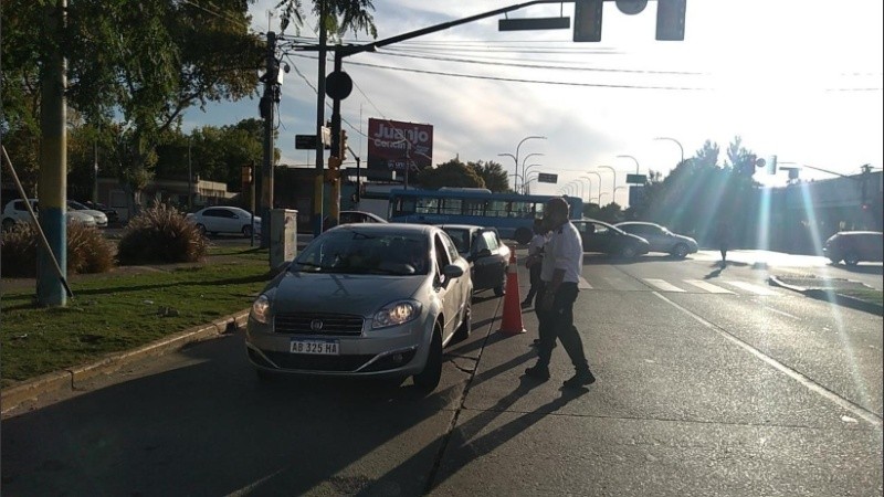 En los distintos puntos se tomó la temperatura y se corroboró la documentación.