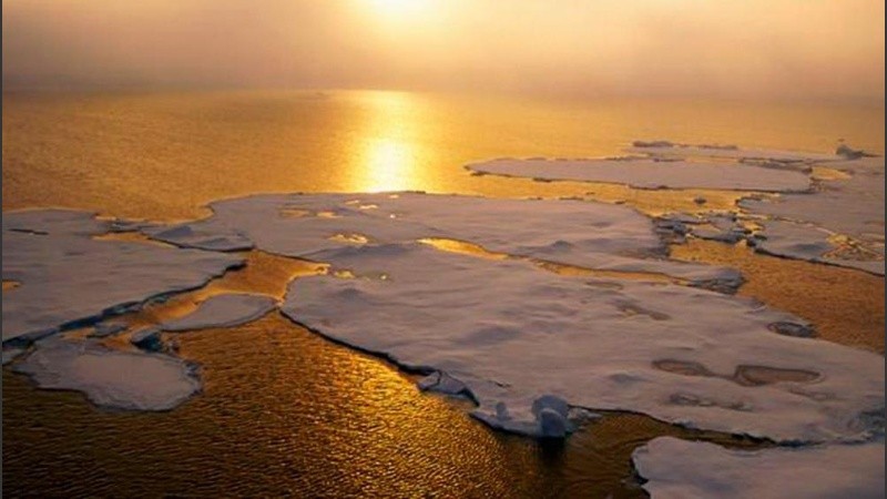 El permafrost es la capa de suelo permanentemente congelado.