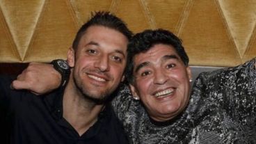 Matías Morla junto al Diez. Fue su abogado en los últimos años.