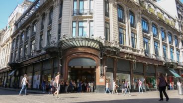 El cierre de Falabella modificará la fisonomía y la actividad del centro rosarino