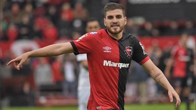 El mediocampista leproso sufre un esguince de rodilla y no estará el lunes.