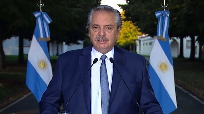 Fernández anunció nuevas medidas para contener la segunda ola de contagios de coronavirus. 