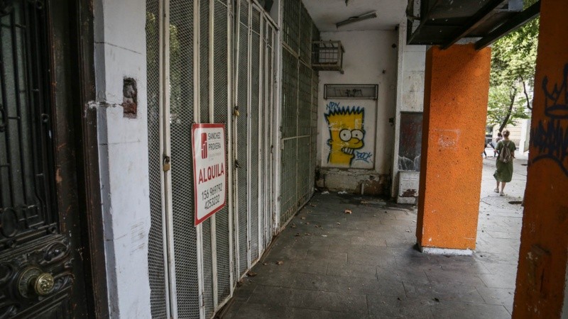 Córdoba entre Laprida y Maipú: un sector muy abandonado.