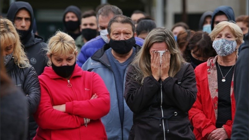 La marcha de este domingo a la mañana frente al Centro de Justicia Penal.