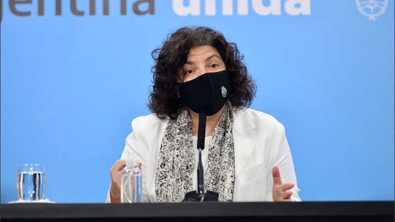 La ministra de Salud, Carla Vizzotti dijo que espera que en abril lleguen dos millones de dosisi de Sinopharm, 900 mil de Astrazeneca y nuevas partidas de Rusia.