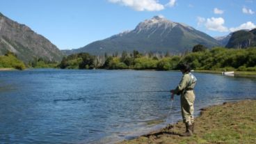 La temporada de pesca coincidirá, una vez más, con la celebración de la Vendimia de Trevelin