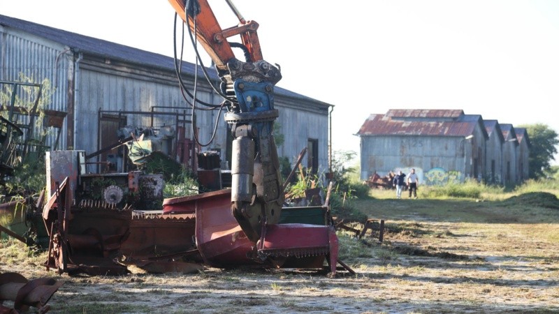 Los trabajos de limpieza en la ex zona franca de Bolivia para recuperar un balcón al río