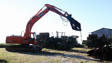 Los trabajos de limpieza en la ex zona franca de Bolivia para recuperar un balcón al río