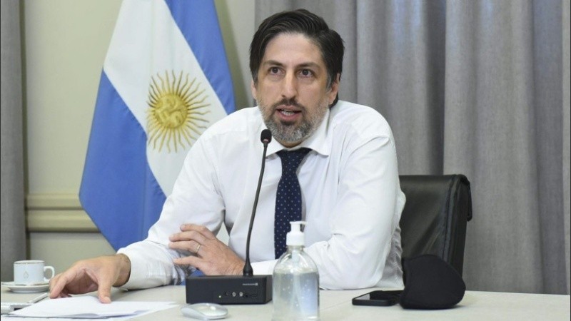 El ministro de Educación pidió restringir 
