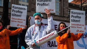 Más de 100 países respaldan la exención.