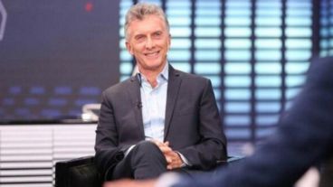 Macri habló desde Zúrich, donde está varado.