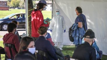 Siguen los testeos en diferentes lugares de la ciudad.