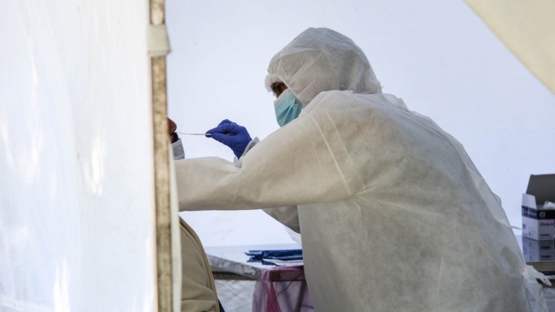 “Otra de las modificaciones -continuó Carolina Cudós- es el hisopado a las 24 horas