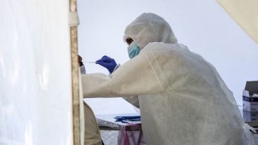 “Otra de las modificaciones -continuó Carolina Cudós- es el hisopado a las 24 horas".