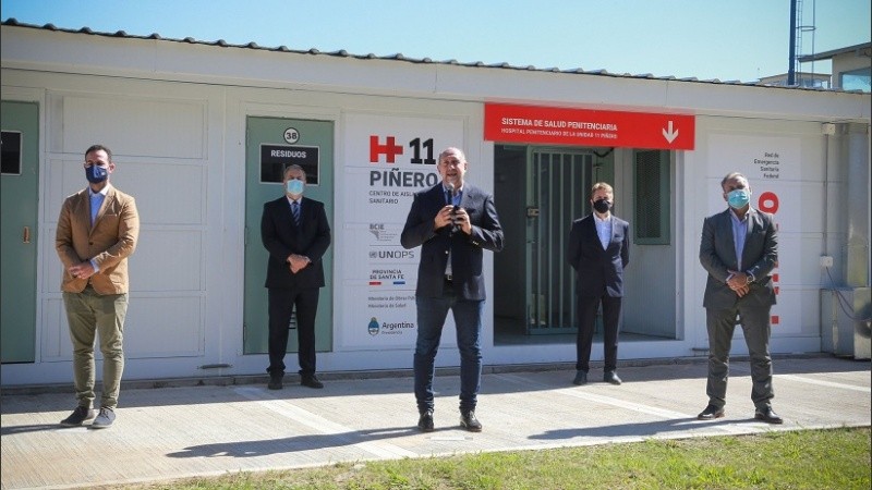 Perotti anunció la creación de un centro de aislamiento en la cárcel de Piñero.