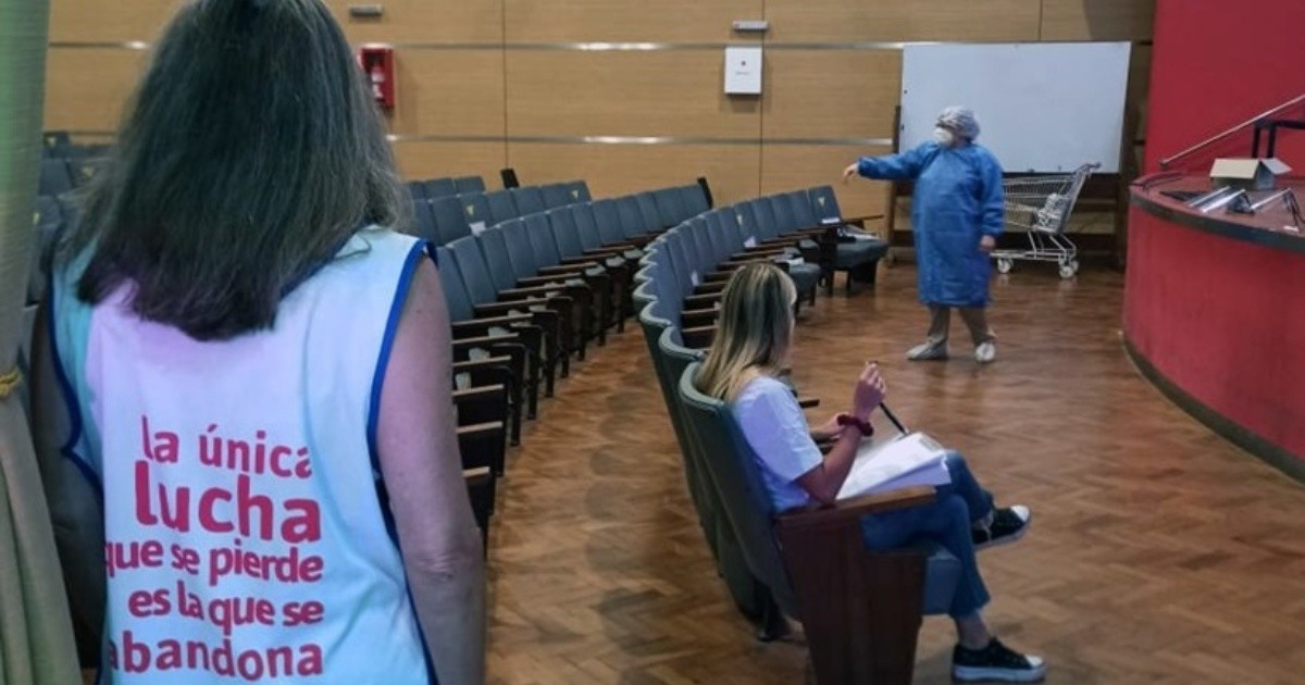 Docentes de la UNR realizan otras 48 horas de paro | Rosario3