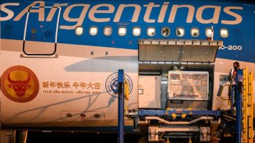 Las dosis arribarán a Ezeiza los días 25, 26 y 28 de abril.