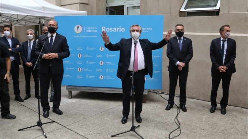 El presidente se refirió a las elecciones en Newell's y al pedido de Rafael Bielsa. 