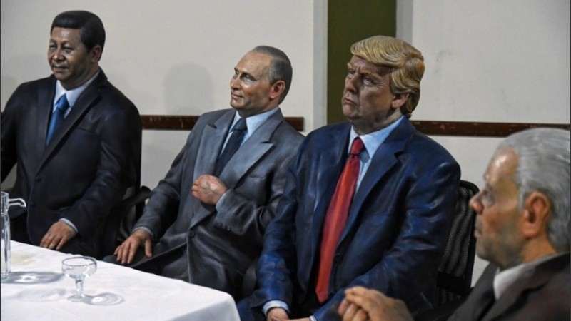 Las esculturas son exhibidas en el club Fortín Victoria.