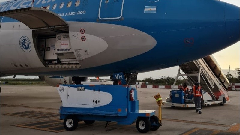 Llegó otra partida de vacunas desde China