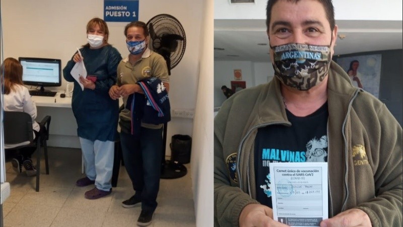 Tras la inoculación, los ex combatientes mostraron su carnet con visible emoción.