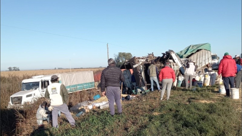 Cereal derramado y metales retorcidos, la postal del día después.