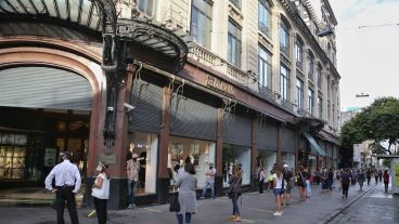 La primera fecha de cierre que se dio a conocer era del 31 de mayo.