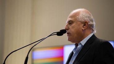 Lifschitz se encuentra en terapia intensiva.