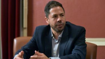 El presidente de Central cree que el clásico se jugará en su cancha.