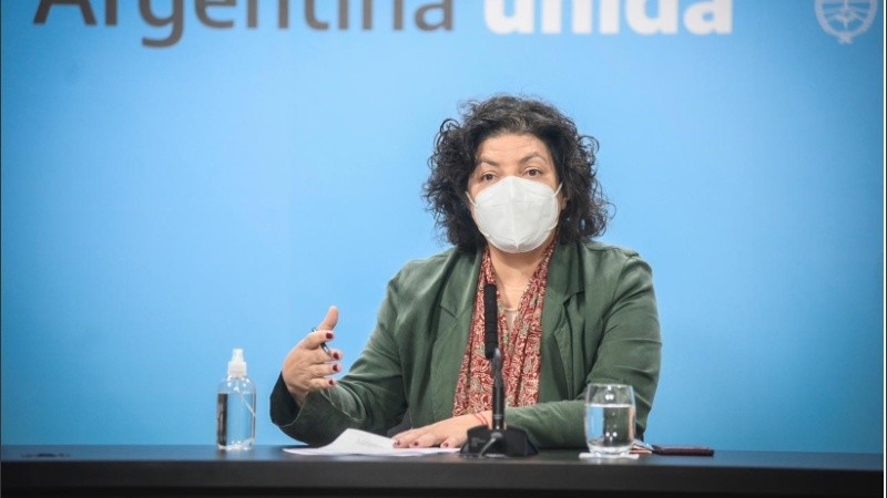 La ministra de Salud Carla Vizzotti explicó cómo se negocian los contratos desde el Estado.