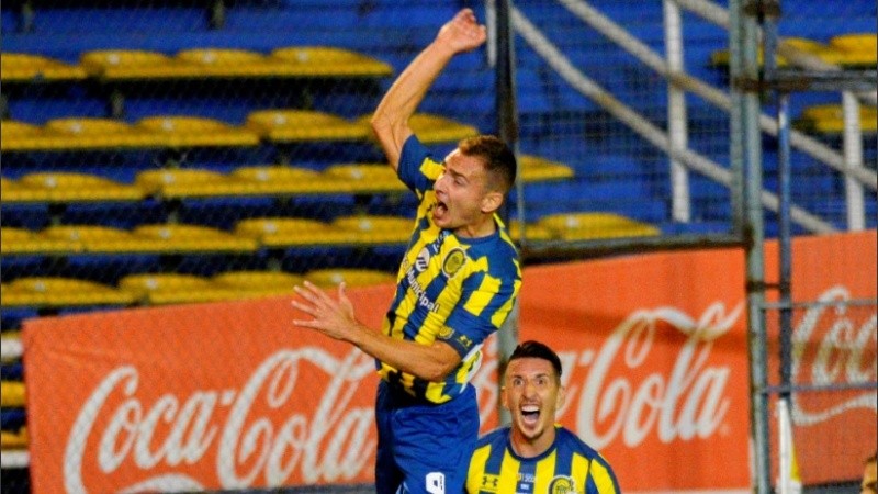 El capitán apareció en el primer tiempo para la ventaja local.