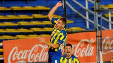 El capitán apareció en el primer tiempo para la ventaja local.