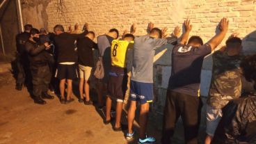 Los hinchas fueron detenidos en la zona norte tras el partido.