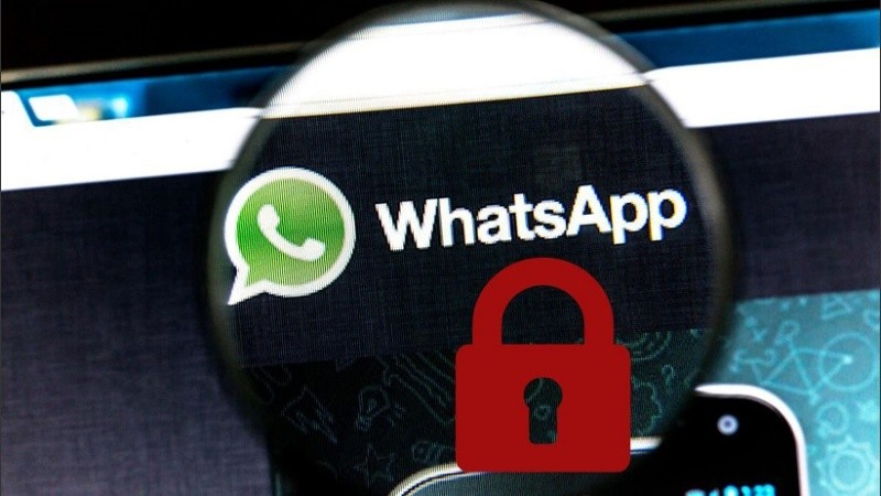 WhatsApp compartirá información con Facebook.