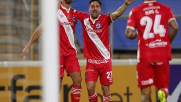 Argentinos Juniors chocará con Atlético Nacional en Paraguay.