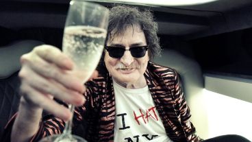 El músico recibió la primera dosis de la Sputnik V.