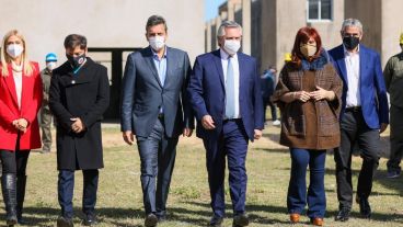 Foto de unidad: Kicillof, Massa y los Fernández, juntos en un acto.